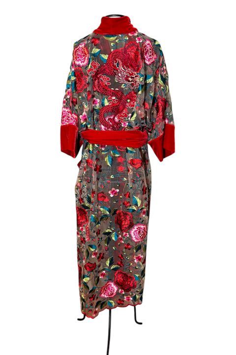 Kimono O Dragão nos Jardins Suspensos Tule Rendad... - Bo Eugenia Bologna