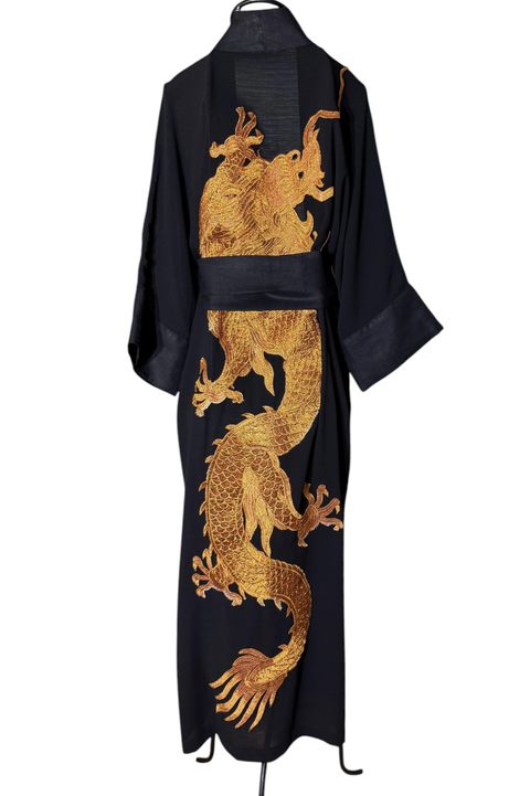 Kimono Tsuki Viscose Georgete Preto Dragão Gigant... - Bo Eugenia Bologna