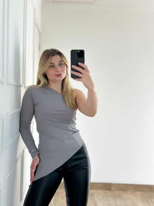 Blusa Assimétrica Cinza - 363459 - RAFITA MODA FEMININA