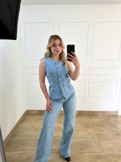 Colete Jeans Lavagem Clara - 3635826 - RAFITA MODA FEMININA