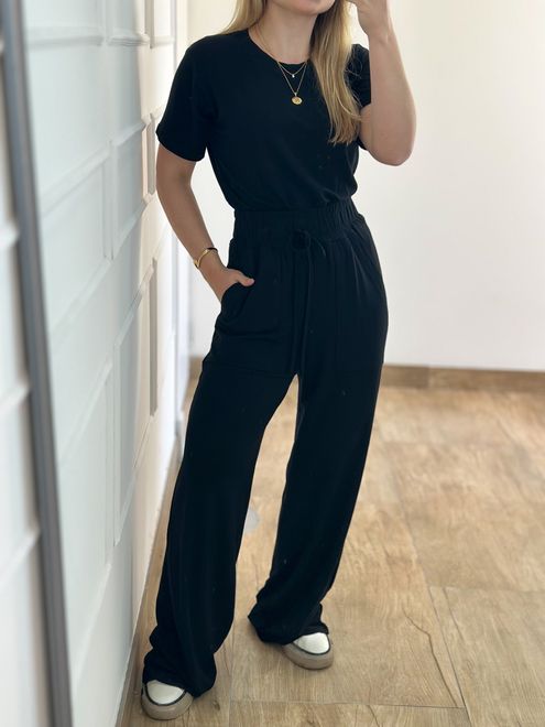 Conjunto Moletinho Calça e Blusa Preto - 125487964 - RAFITA MODA FEMININA