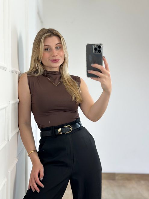 Blusa Poliamida Drapeada Lateral Marrom Café - 387... - RAFITA MODA FEMININA