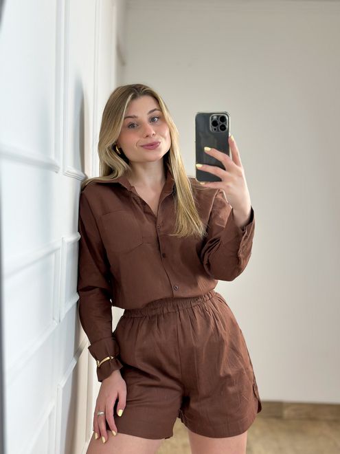 Conjunto Linho Camisa e Short Marrom - 387778 - RAFITA MODA FEMININA