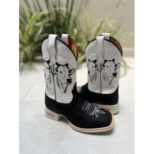 BOTA TEXANA EM COURO BORDADO NELORE - bt12 - Botas Texanas Bruto