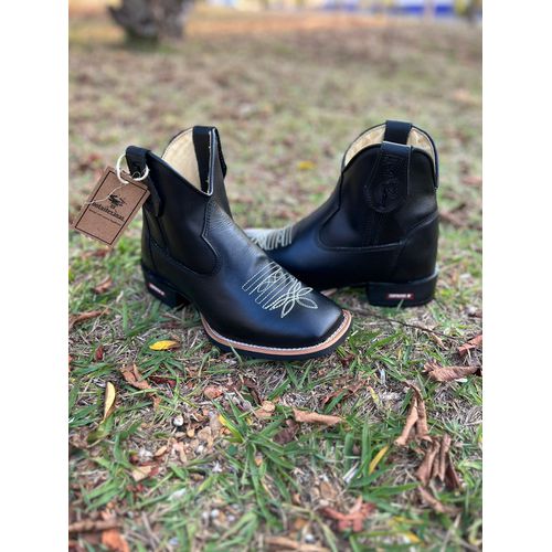 BOTINA EM COURO PRETO BORDADO BRANCO - b6 - Botas Texanas Bruto