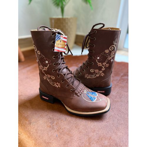 COTURNO COUNTRY EM COURO BORDADO FLORES E NOSSA SE... - Botas Texanas Bruto