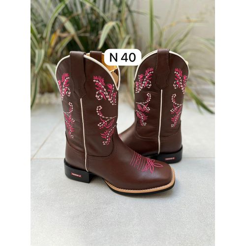 PRONTA ENTREGA - BOTA TEXANA EM COURO MARROM BORDA... - Botas Texanas Bruto
