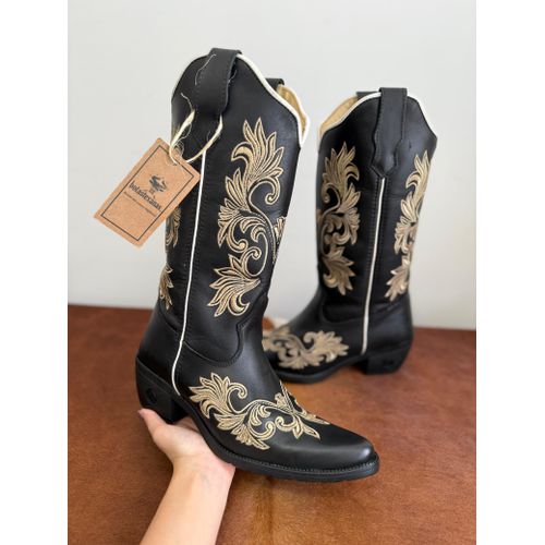 BOTA TEXANA EM COURO PRETO FOLHAS BEGE BICO FINO S... - Botas Texanas Bruto