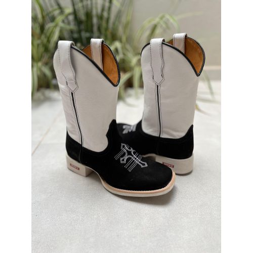 BOTA TEXANA EM COURO BORDADO FLORAO CRUZ - BTM65 - Botas Texanas Bruto