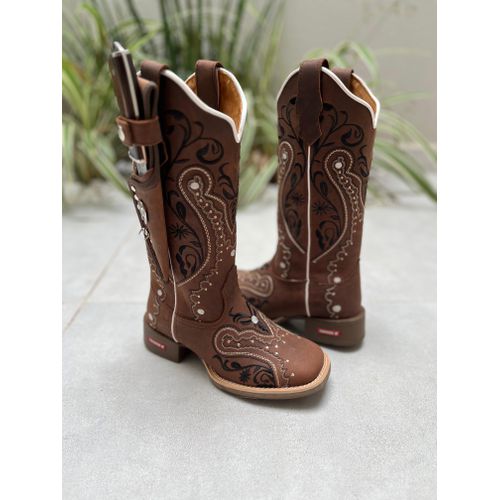KIT BOTA TEXANA EM COURO BORDADO TRIBAL + FACA + B... - Botas Texanas Bruto