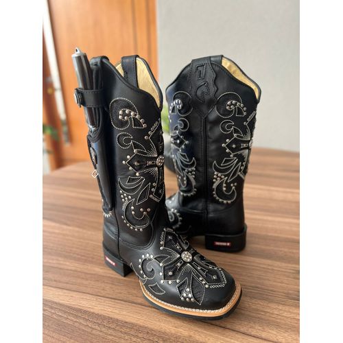 BOTA TEXANA EM COURO PRETO A LASER CRUZ GLITTER PR... - Botas Texanas Bruto