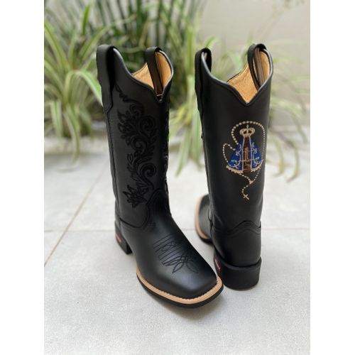 BOTA TEXANA EM COURO PRETO BORDADO RAMOS + NOSSA S... - Botas Texanas Bruto