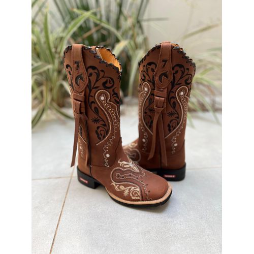 BOTA TEXANA EM COURO MARROM BORDADO TRIBAL PRETO E... - Botas Texanas Bruto
