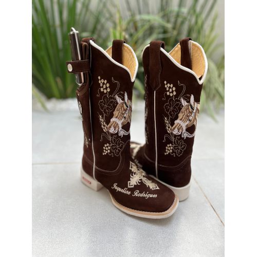 KIT TEXANA MARROM CAVALO E CRUZ + BAINHA + FACA E ... - Botas Texanas Bruto