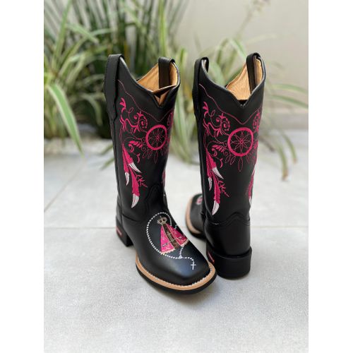BOTA TEXANA EM COURO PRETO BORDADO FILTRO DOS SONH... - Botas Texanas Bruto