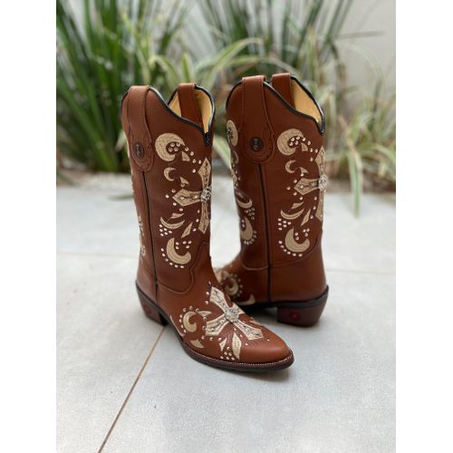 BOTA TEXANA EM COURO MARROM BORDADO CRUZ COM METAI... - Botas Texanas Bruto