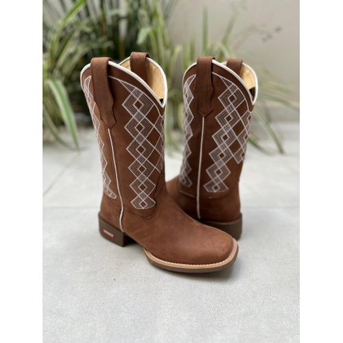 BOTA TEXANA EM COURO MARROM BORDADO BRANCO E SOLAD... - Botas Texanas Bruto