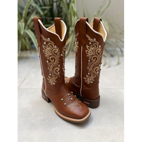 BOTA TEXANA EM COURO BORDADO RAMOS AMANDA COM META... - Botas Texanas Bruto