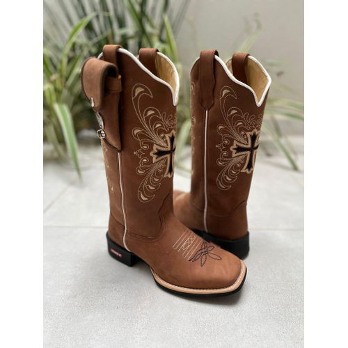 BOTA TEXANA EM COURO BORDADO CRUZ BEGE E PRETO + K... - Botas Texanas Bruto