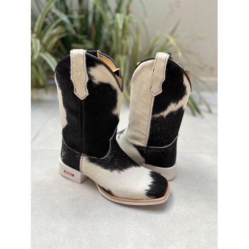 BOTA TEXANA EM COURO VACA MALHADA COM PELOS SOLADO... - Botas Texanas Bruto