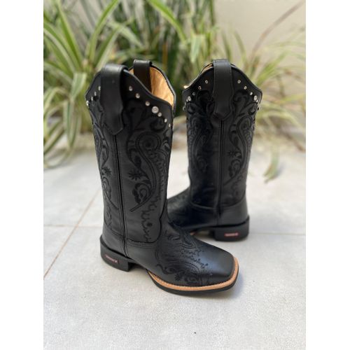 BOTA TEXANA EM COURO ALL BLACK TRIBAL + METAIS STR... - Botas Texanas Bruto
