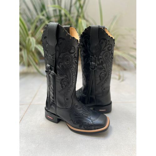 BOTA TEXANA EM COURO PRETO ALL BLACK BORDADO TRIBA... - Botas Texanas Bruto