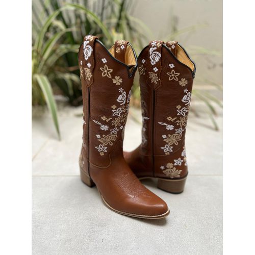 BOTA TEXANA EM COURO MUSTANG BORDADO FLORES BICO F... - Botas Texanas Bruto