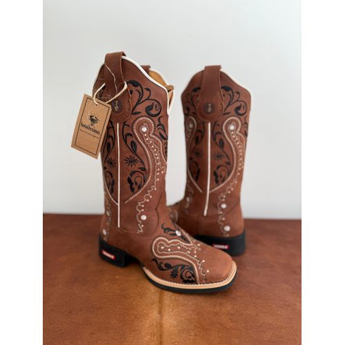BOTA TEXANA EM COURO MARROM BORDADO TRIBAL PRETO E... - Botas Texanas Bruto