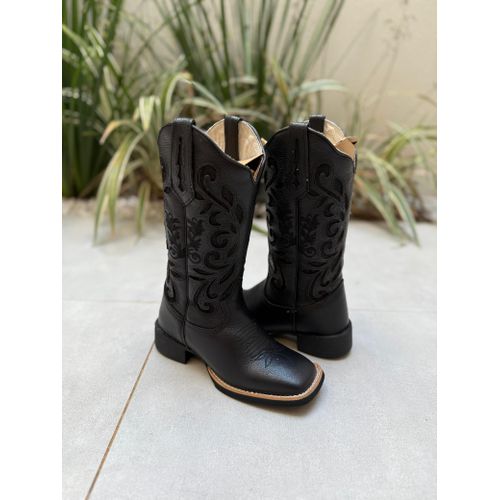 BOTA TEXANA EM COURO PRETO A LASER ALL BLACK FLORA... - Botas Texanas Bruto