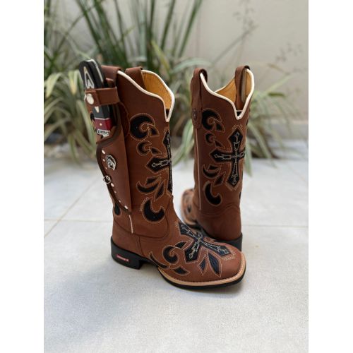 BOTA TEXANA EM COURO MARROM BORDADO CRUZ PRETO E B... - Botas Texanas Bruto