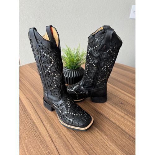 BOTA TEXANA EM COURO PRETO A LASER ALL BLACK COM M... - Botas Texanas Bruto