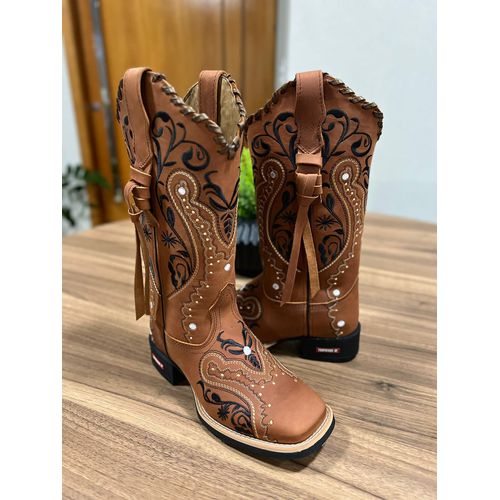 BOTA TEXANA EM COURO BORDADO TRIBAL COM TRICE E CO... - Botas Texanas Bruto
