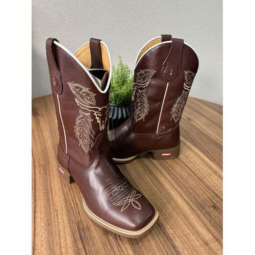 BOTA TEXANA EM COURO MARROM BORDADO TOURO - BTM155 - Botas Texanas Bruto