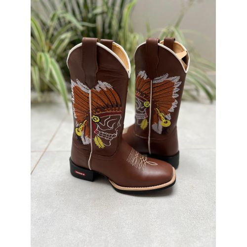 BOTA TEXANA EM COURO BORDADO CAVEIRA - btM38 - Botas Texanas Bruto