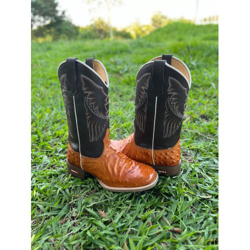 BOTA TEXANA EM COURO IMITAÇÃO AVESTRUZ BORDADO E S... - Botas Texanas Bruto