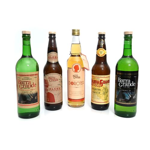 Combo Barra Grande + 4 Copos Dose BG - Cachaça Barra Grande