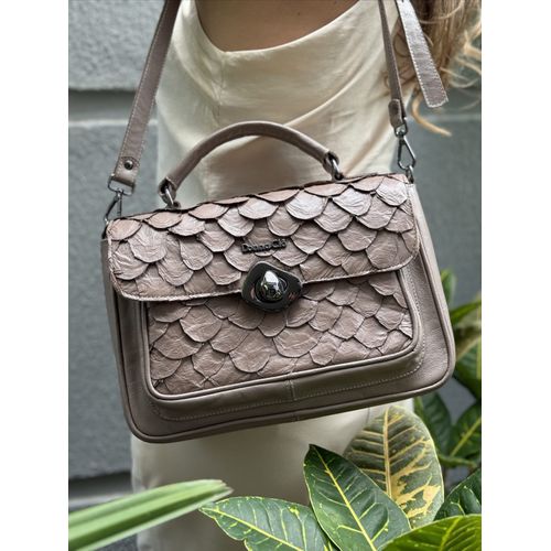Bolsa Jordana Fendi Pirarucu - Donna Clô