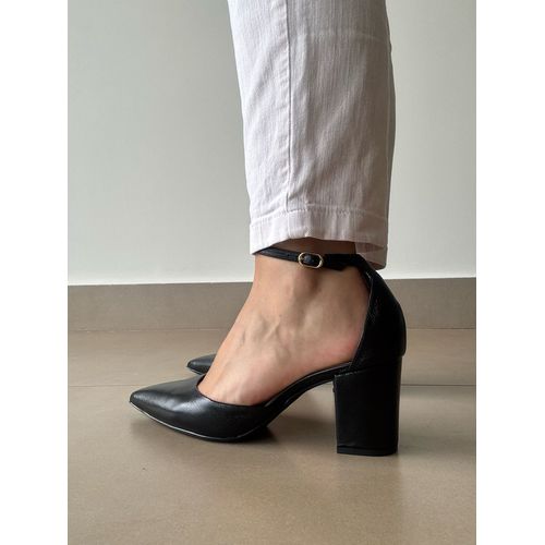 Scarpin Amanda Couro Preto - Donna Clô