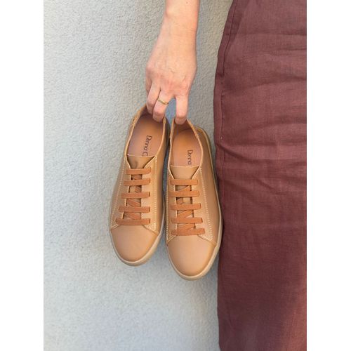 Tênis Basic Caramelo - Donna Clô