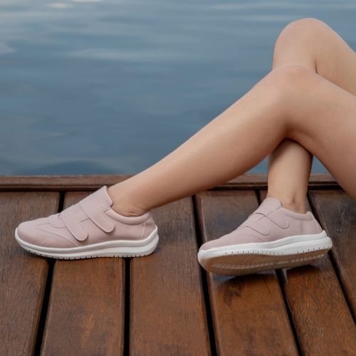 Tênis Feminino Cano Baixo Com Velcro Ros... - GuGi