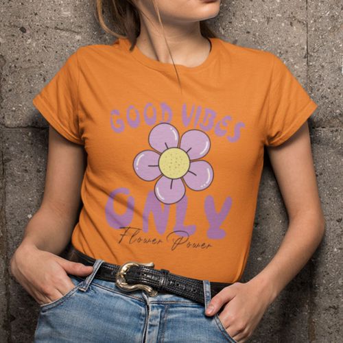Camiseta Básica Feminina Good Vibes Only... - GuGi