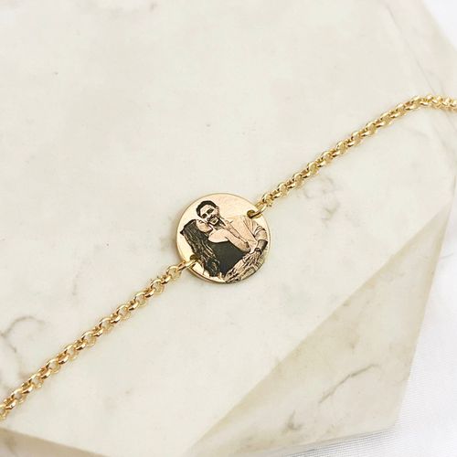 Pulseira Medalha M Fixa Personalizada Folheado em ... - IAIÁ Semijoias
