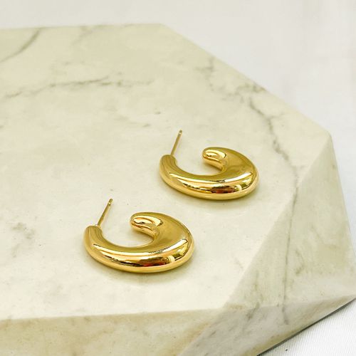 Brinco Argola Oval Folheado a Ouro 18k - IAIÁ Semijoias
