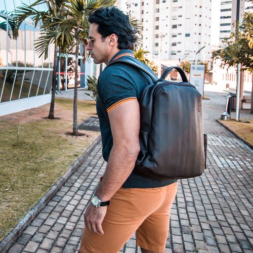 Mochila Executiva Para Notebook em Couro Legítimo ... - JFECOURO