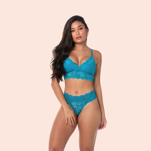 SUTIÃ SEM ARO COM BOJO REMOVÍVEL EM RENDA - TURQUE... - Loik