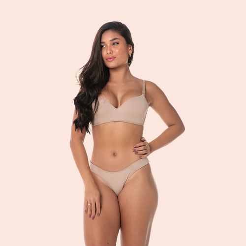 SUTIÃ SEM ARO COM BOJO MEIA TAÇA EM MICROFIBRA - C... - Loik