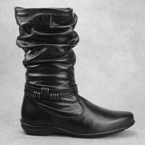 Bota Feminina Rasteira Couro Legítimo Com Detalhes... - Loja Miuzzi
