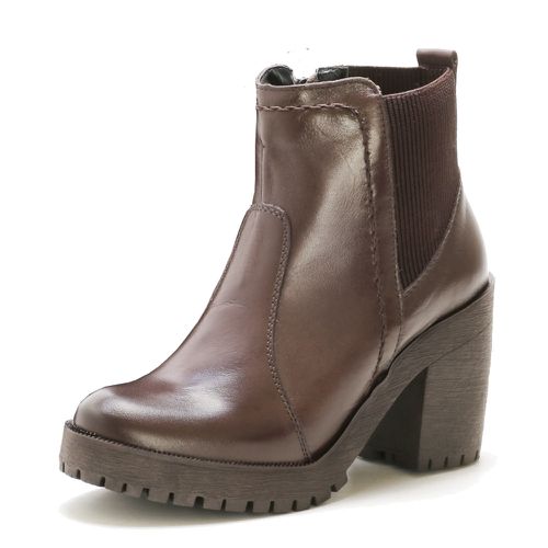 Bota feminina tratorada salto alto couro legítimo cor chocolate lisa - Loja Pierrô | Calçados Masculinos e Femininos