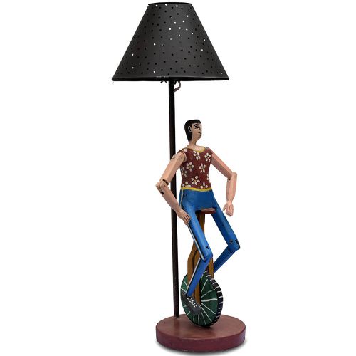 Abajur Boneco - Coleção Monociclo - 71 x 26 CM. - ... - OFICINA DE AGOSTO