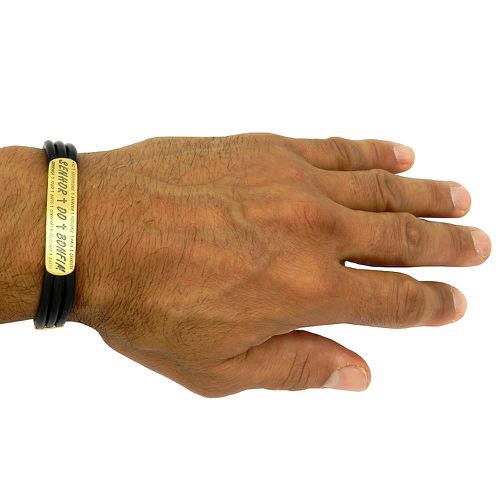 Pulseira Senhor do Bonfim em Ouro18k com Silicone e feche com trava